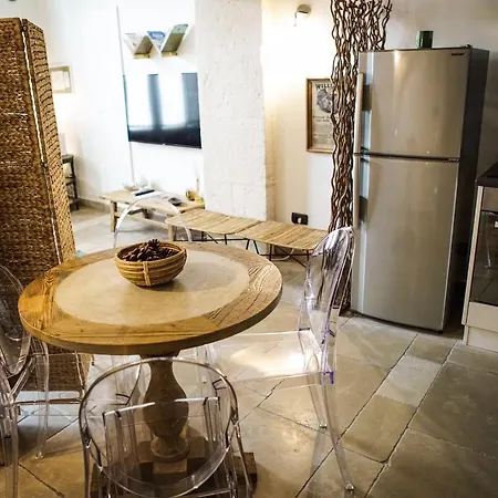 Civico 5 Apartment *